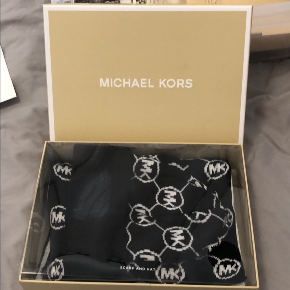 Michael Kors Hat and Scarf Set